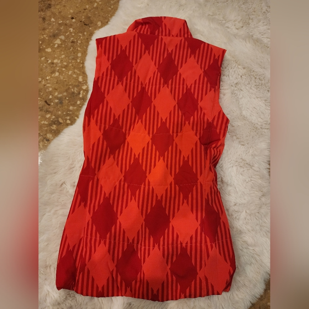 Womens Nike Red/Pink Golf Vest - Picture 3 of 3